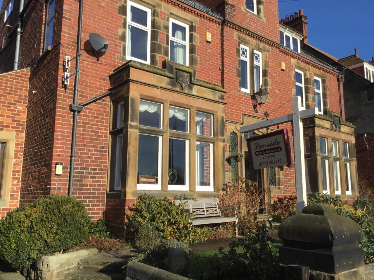 Lee-Side B&B โรบินฮูดส์เบย์ ภายนอก รูปภาพ